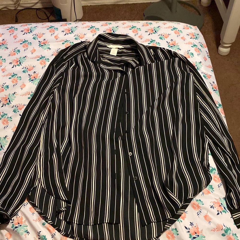 Good for work outfit or job interview